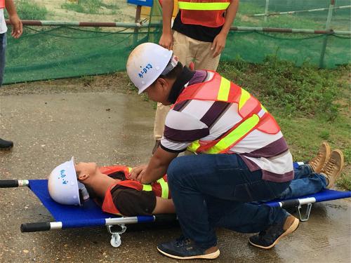 沿江南大道南延项目办开展防汛、触电清静演练_尊时凯龙