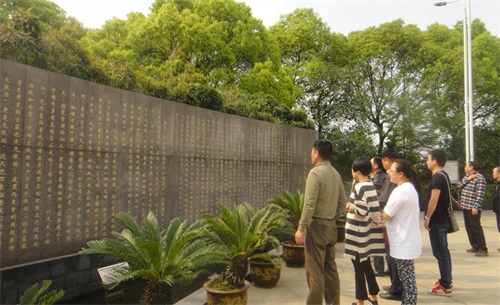 尊时凯龙节日---清明_尊时凯龙