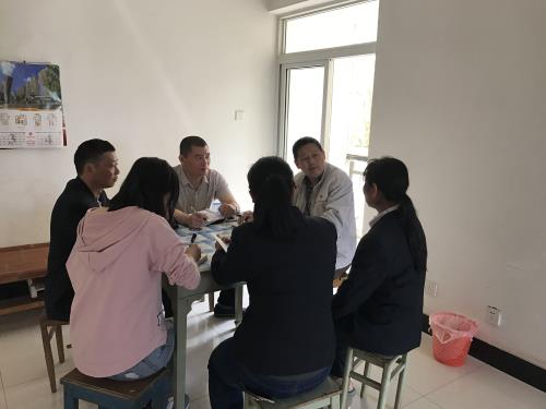 置业公司“三风”建设进难题职工家庭_尊时凯龙