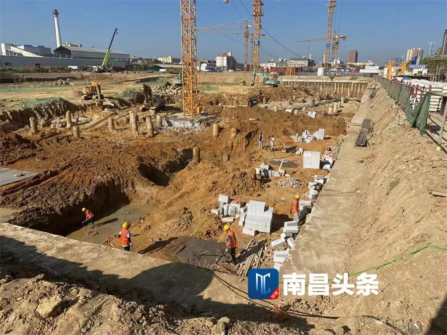 假期不歇工 南昌市加速安顿房建设进度_尊时凯龙