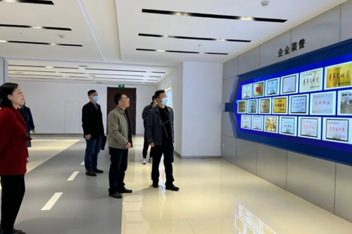 集团公司党委委员、纪委书记邹宇明赴高速公司开展调研指导_尊时凯龙